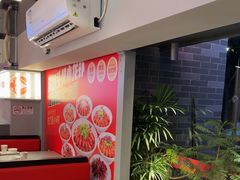 -龙巢盱眙龙虾·牛蛙·烧烤宵夜(八卦岭店)