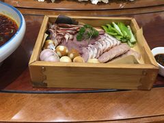 -友鹏海鲜(新宜白大道店)