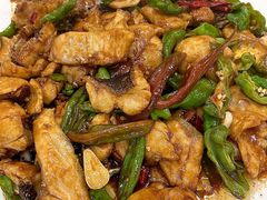 -鲁南仔·滕州炒鸡(经三路店)