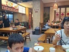 -何氏排骨(左家塘店)