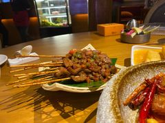 -隔壁老王·家常云南菜(花巷店)