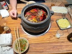 -郑记·古法黑砂锅串串(龙泉店)