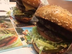 -The Habit Burger Grill 哈比特汉堡(复兴soho店)