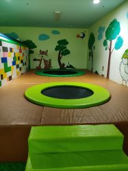 -汤姆小鸟(无锡宝龙广场店)