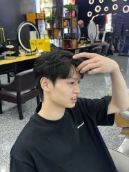-藤野造型·烫·染发型设计店