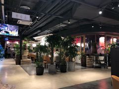 大堂-日进一片海.生腌海鲜火锅.宵夜烧烤(三里屯总店)