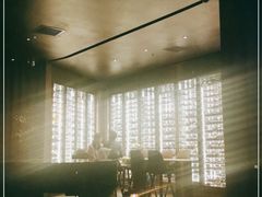 -wineapp葡萄酒餐吧(外滩金融中心店)