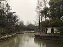 -汇龙潭