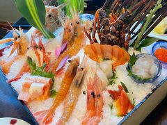 -万岛日本料理铁板烧(万泰国际店)