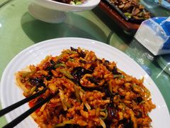 -桃子餐厅·天津菜(王顶堤总店)