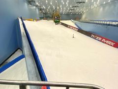 -广州热雪奇迹