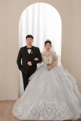 -都市丽人婚纱摄影