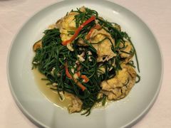 -巴特餐饮6加1音乐餐吧·新疆菜