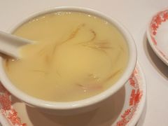 鸡煲鲍翅仔-凤城礼记鱼翅海鲜酒家(百老汇店)
