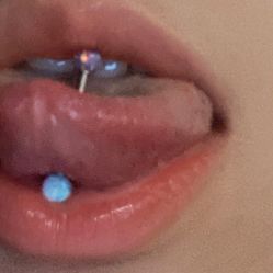 -龙之吻专业刺青·手工耳洞·纹身去色