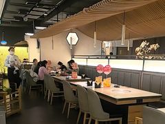 -左庭右院鲜牛肉火锅(浦江欢乐颂店)