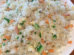 -佬土鹅肠火锅(扬中步行街店)