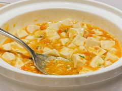 蟹粉豆腐-屋里厢上海菜馆