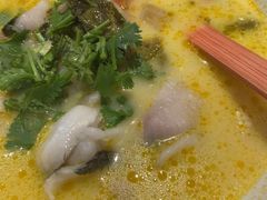 青柠骨汤酸菜鱼拉面-味千拉面(双井店)