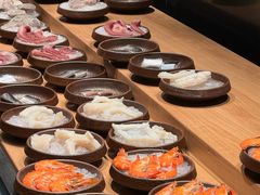 -钱小奴海鲜自助黑金店(杭州滨江龙湖店)
