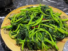 -廖哥泡椒兔(峨眉店)