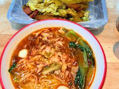 -二钢串叔麻辣烫(华龙大厦店)