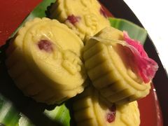 宫廷绿豆酥-卯时·龙光雅宴·精致锡帮菜(惠山古镇店)