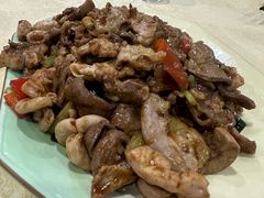 -标记美食新鲜猪杂(兴南大道店)