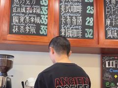 -HUG COFFEE(鼓楼店)
