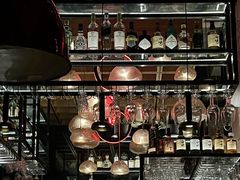 -FOUR PLAY BAR