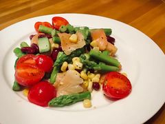 黑胡椒芦笋三文鱼色拉-hallch好吃餐厅(奥体中心店)
