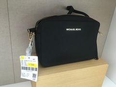 -唯品会(北京国瑞城店)