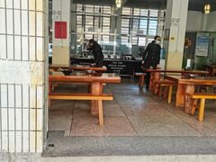 -鸿浩扒猪脚米线