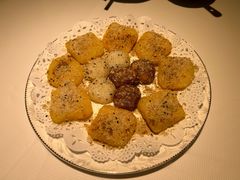 -客家大院·非遗赣南客家菜(郁孤台店)
