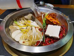 -沸炉重庆老火锅(军事博物馆店)