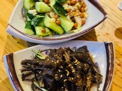 -毛辣果·贵州红酸汤牛肉火锅(西单店)