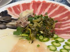 -阿婆情腊排骨火锅(金虹路店)