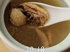-老乡鸡(上海白玉兰广场店)