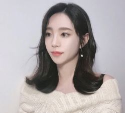-洛施奇烫发染发沙龙