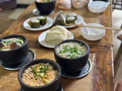 -丽华叶儿粑总汇