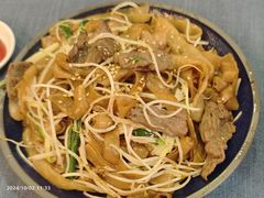干炒牛河-伯乐居茶艺馆(石岐大信店)