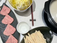 -煲王粤菜餐厅(中侨中心店)