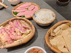 -阿婆情腊排骨火锅·野生菌季(古城旗舰店)