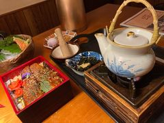 自制活鳗鱼盖浇饭-鳗鱼家·深夜食堂(军博店)