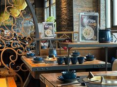 -湊湊火锅·茶憩(南京东路悦荟店)