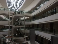 -上海滴水湖皇冠假日酒店