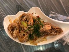 -覃记海鲜美食餐厅