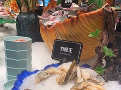 -钱小奴海鲜自助黑金店(杭州滨江龙湖店)