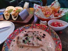 -Famous肥猫墨西哥音乐餐吧(五棵松华熙LIVE店)