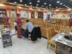 -屯老二农家铁锅炖·行业领军者(梅江店)